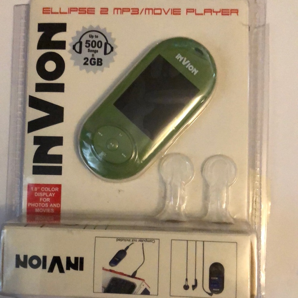 NWOT INVION Ellipse 2 MP3 / Movie Player